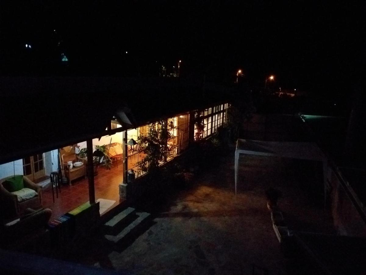 Hostal Los Almendros De Canela Acampamento *