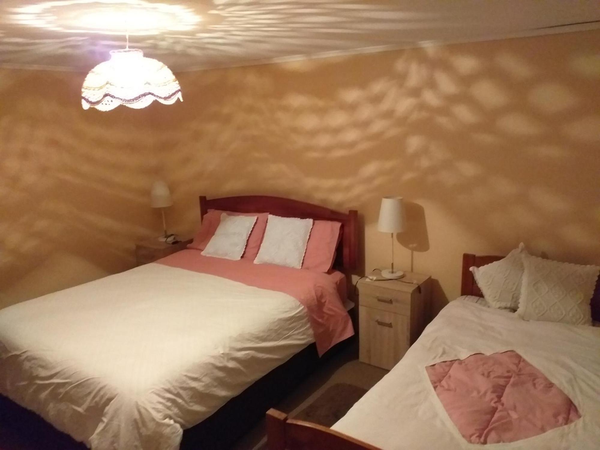 Acampamento Hostal Los Almendros De Canela Canela Baja