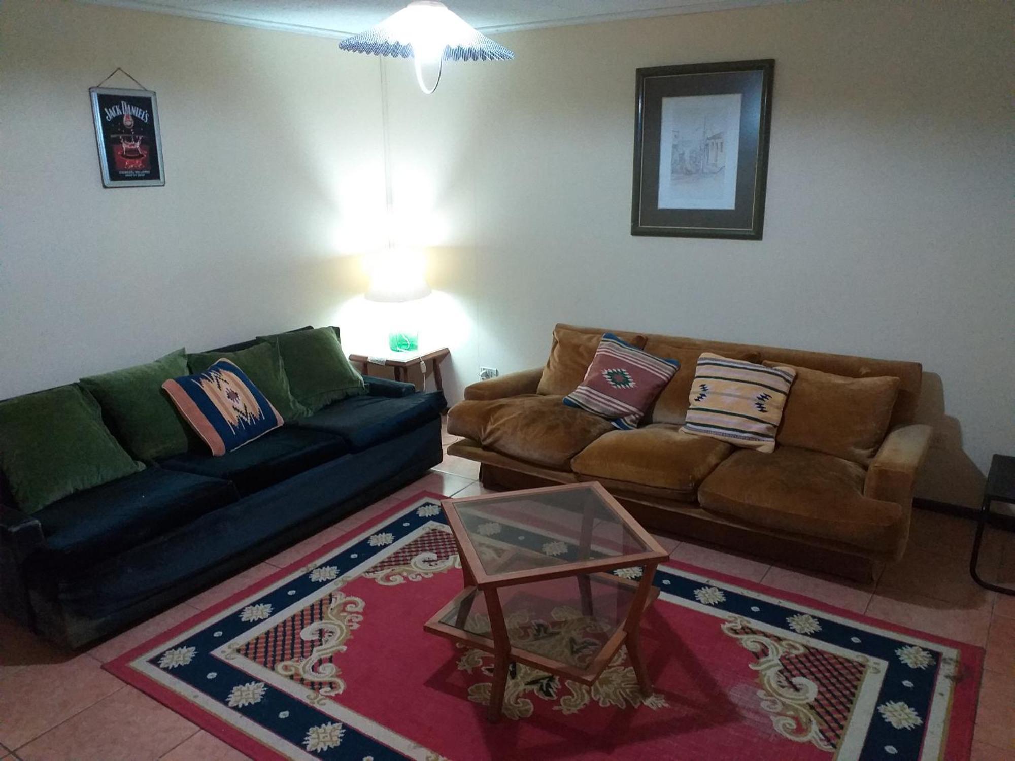 Acampamento Hostal Los Almendros De Canela