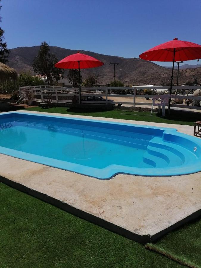 Hostal Los Almendros De Canela Camping *